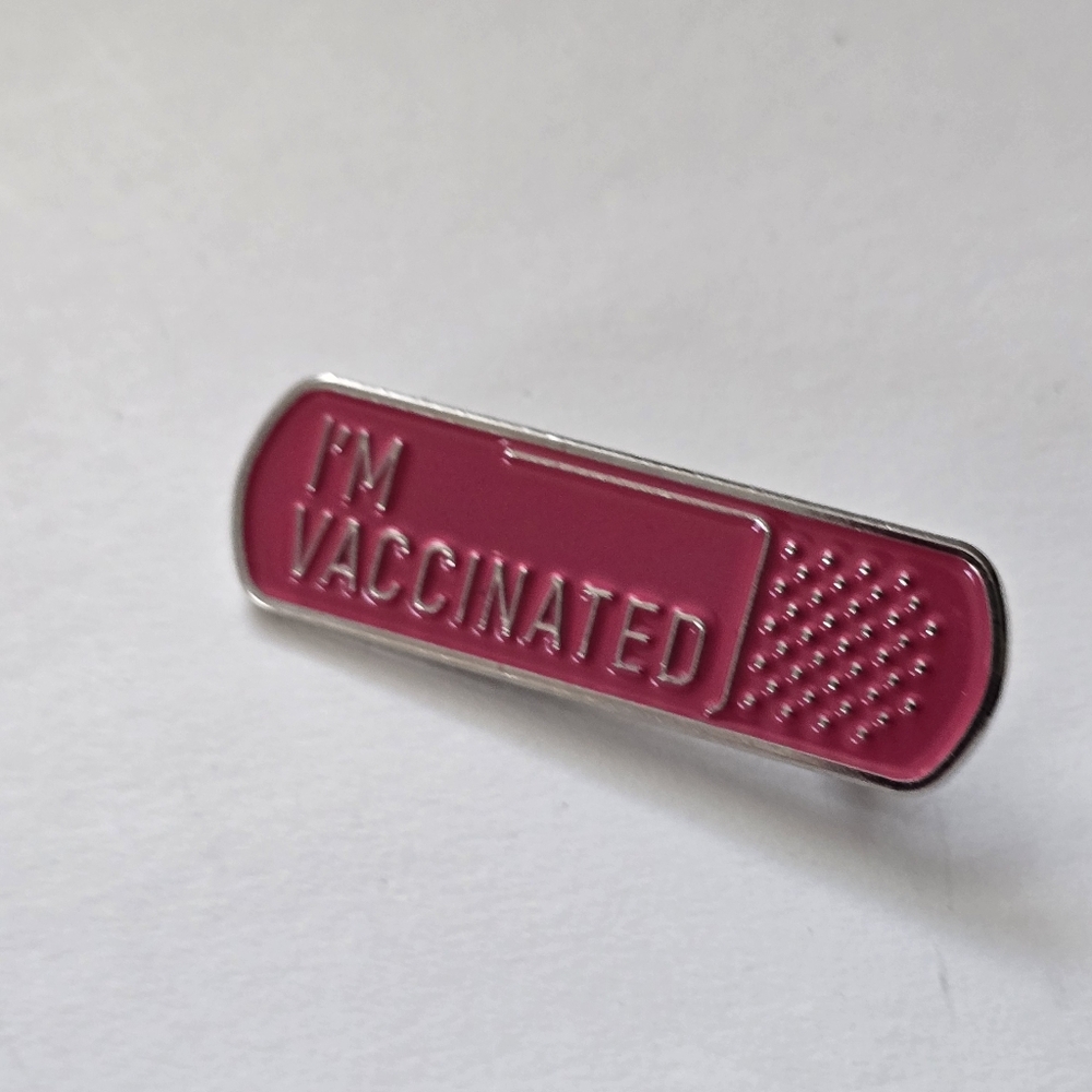 Pink 'I'm Vaccinated' Pin